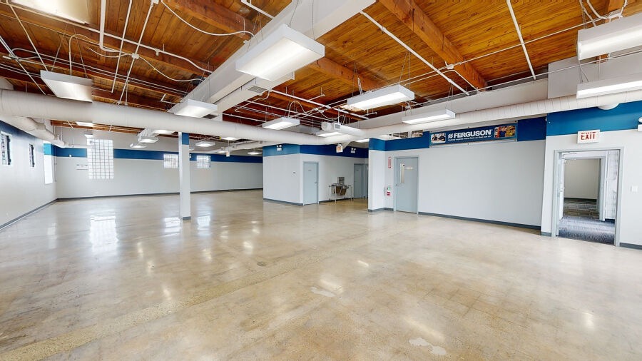 Clean commercial electrical install in Chicago